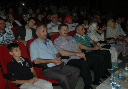 Rize'de İbrahim Sadri Fırtınası Esti 26