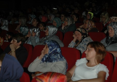 Rize'de İbrahim Sadri Fırtınası Esti 46