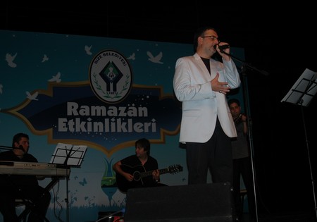 Rize'de İbrahim Sadri Fırtınası Esti 52