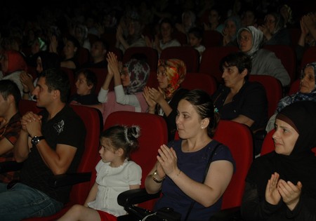 Rize'de İbrahim Sadri Fırtınası Esti 58