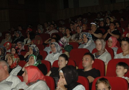 Rize'de İbrahim Sadri Fırtınası Esti 62