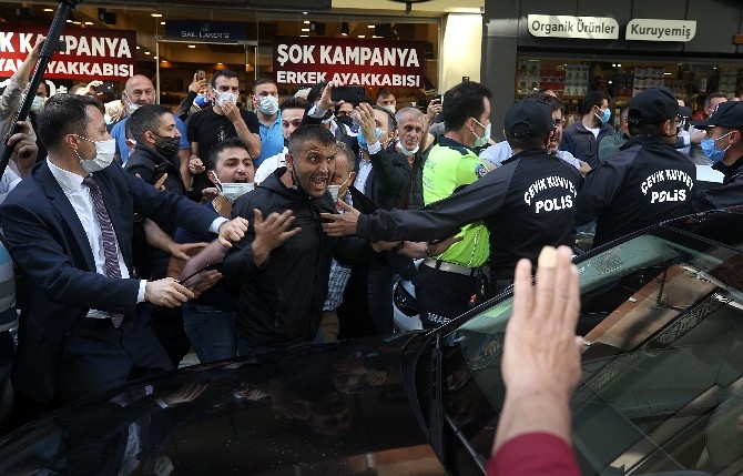 İYİ Parti Genel Başkanı Meral Akşener, Rize'de protesto edildi 14