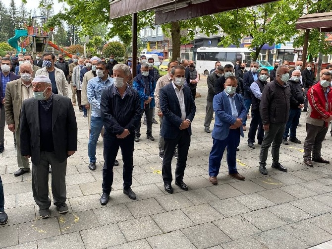 Rize Belediye Başkanı Metin'in Amcası Son Yolculuğuna Uğurlandı 10