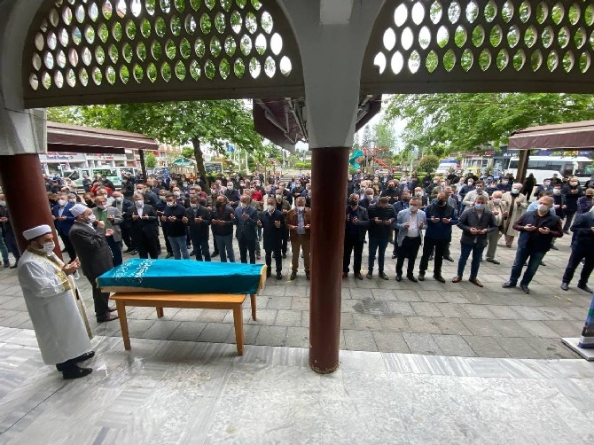 Rize Belediye Başkanı Metin'in Amcası Son Yolculuğuna Uğurlandı 13