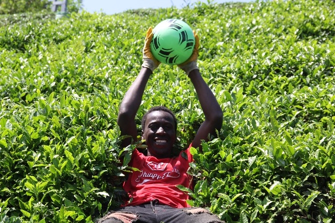 Afrikalı çay işçileri Rizespor'da futbol oynamak istiyor 6