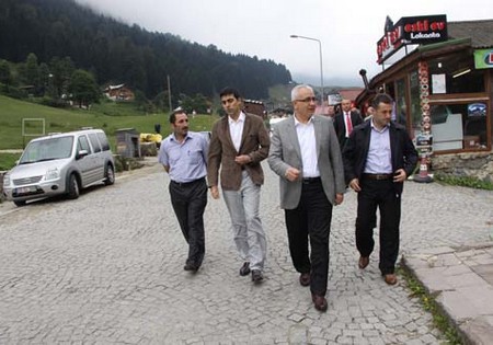 Rize Valisi Nurullah Çakır Ayder'de İncelemede 3