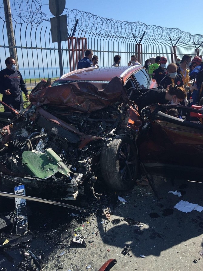 Trabzon’da trafik kazası: 2 ölü, 4 yaralı 5