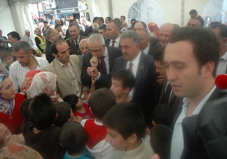 Rize Çadırda Bayramlaştı 48