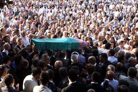 Erdoğan Teyzesi Meliha Er'in Rize'deki Cenaze Törenine Katıldı 104