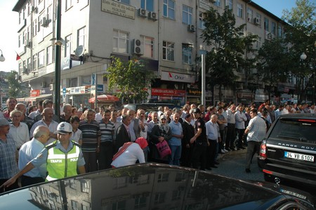 Erdoğan Teyzesi Meliha Er'in Rize'deki Cenaze Törenine Katıldı 125