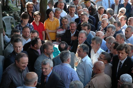 Erdoğan Teyzesi Meliha Er'in Rize'deki Cenaze Törenine Katıldı 33