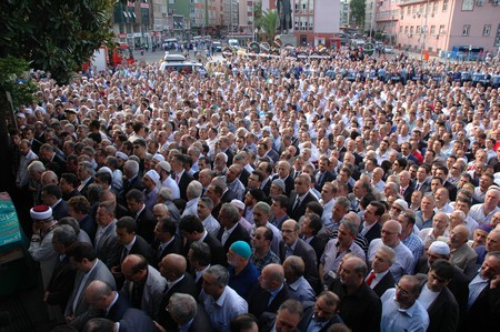 Erdoğan Teyzesi Meliha Er'in Rize'deki Cenaze Törenine Katıldı 58