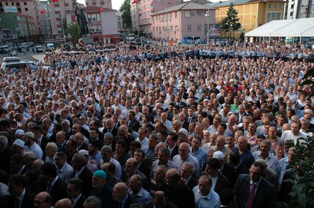 Erdoğan Teyzesi Meliha Er'in Rize'deki Cenaze Törenine Katıldı 64