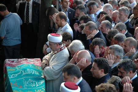 Erdoğan Teyzesi Meliha Er'in Rize'deki Cenaze Törenine Katıldı 73