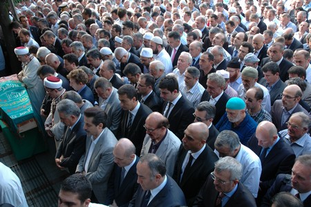 Erdoğan Teyzesi Meliha Er'in Rize'deki Cenaze Törenine Katıldı 76