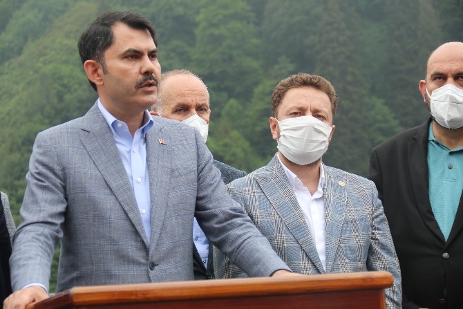 Çevre ve Şehircilik Bakanı Murat Kurum, Ayder yaylasında incelemede 18