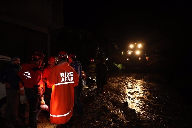 Rize'de şiddetli yağış nedeniyle kayıp ihbarı yapılan 3 kişi aranıy 2
