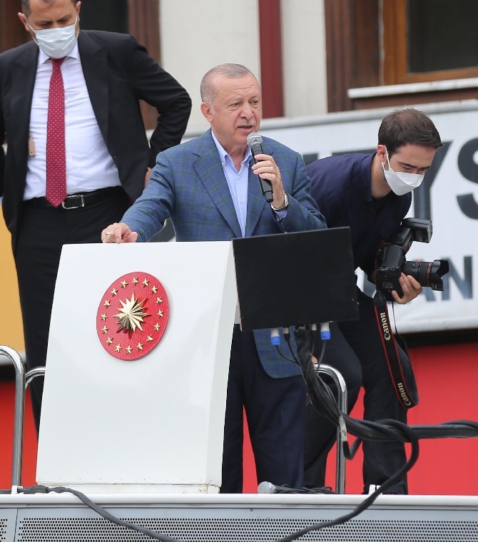 Cumhurbaşkanı Erdoğan Güneysu'da Halka Hitap Etti 12
