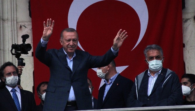 Cumhurbaşkanı Erdoğan, Arhavi'ye geldi 14