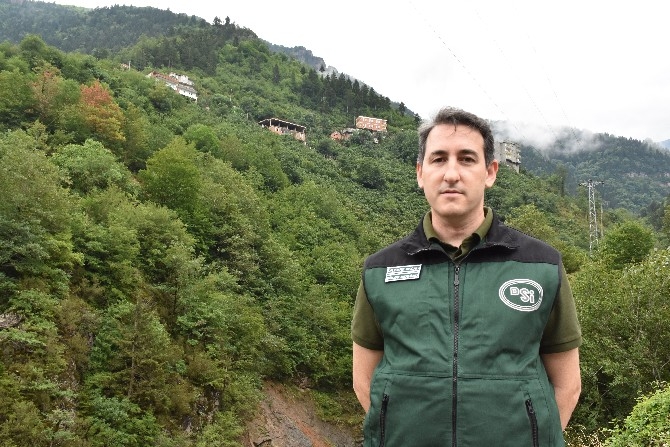 Trabzon'da "moloz bariyeri" ile sel ve heyelan zararının  4