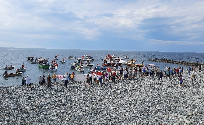 Rize'de "Deniz Kafesli Balık Çiftliği Projesi" Protestosu 13