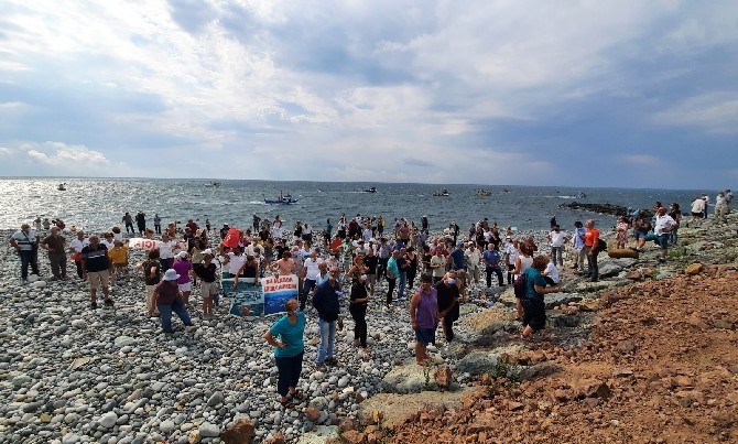 Rize'de "Deniz Kafesli Balık Çiftliği Projesi" Protestosu 2