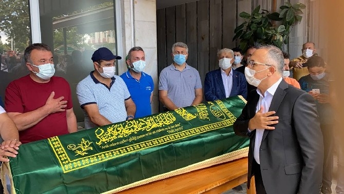 Cimilli İbo İçin Rize Sahil Camiinde Cenaze Namazı Kılındı 16