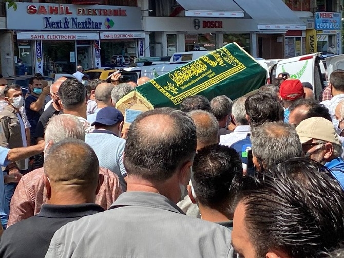 Cimilli İbo İçin Rize Sahil Camiinde Cenaze Namazı Kılındı 26