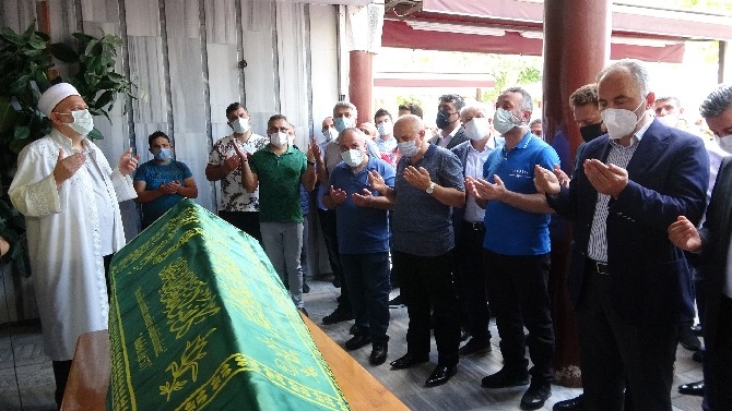 Cimilli İbo İçin Rize Sahil Camiinde Cenaze Namazı Kılındı 52