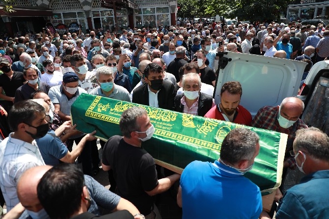 Cimilli İbo İçin Rize Sahil Camiinde Cenaze Namazı Kılındı 68