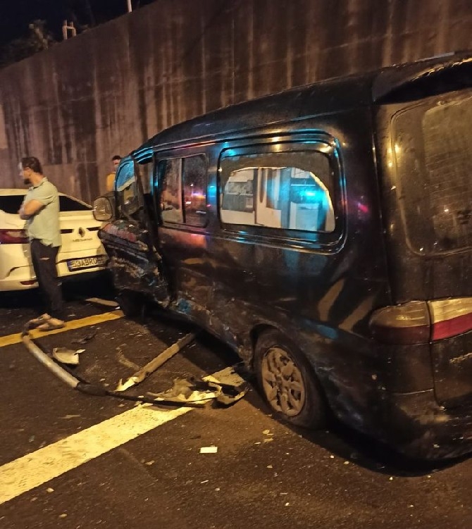 Rize’de Trafik Kazası 4 Yaralı 8