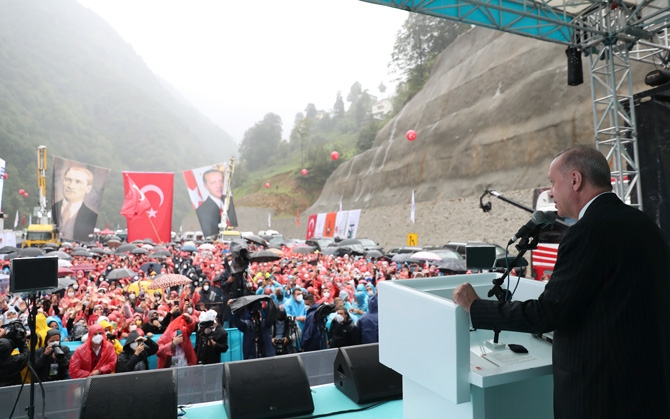 Cumhurbaşkanı Erdoğan İyidere-İkizdere Yolu ve Tünelleri Açılışını Gerçe 2
