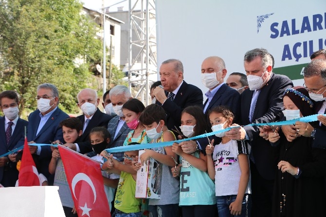 Cumhurbaşkanı Erdoğan Salarha Tüneli'nin Açılışını Gerçekleştirdi 13