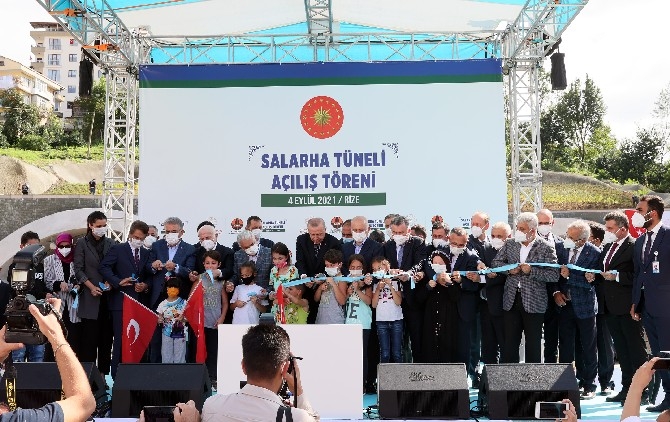Cumhurbaşkanı Erdoğan Salarha Tüneli'nin Açılışını Gerçekleştirdi 32