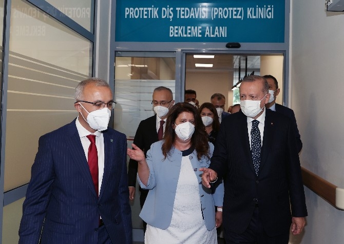 Cumhurbaşkanı Erdoğan, Rize'de "RTEÜ Diş Hekimliği Fakültesi A 8