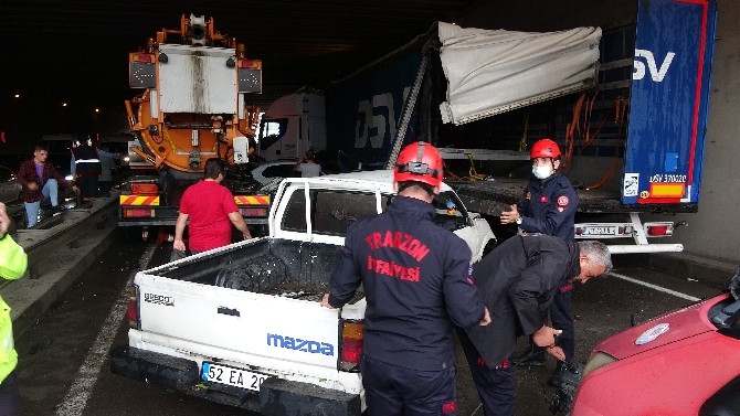 Trabzon’da 7 araçlı zincirleme trafik kazası: 3 yaralı 21