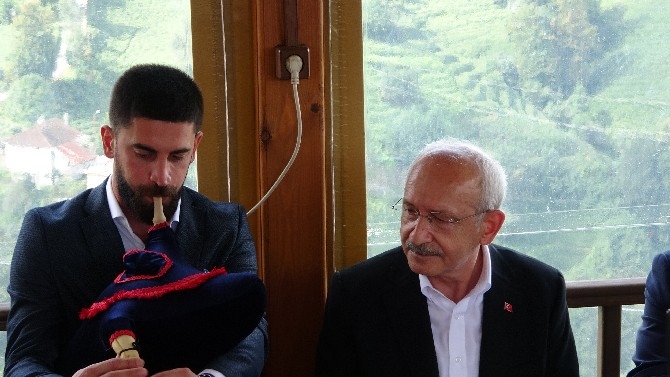 CHP Genel Başkanı Kemal Kılıçdaroğlu, Rize'de çay üreticileriyle bu 21