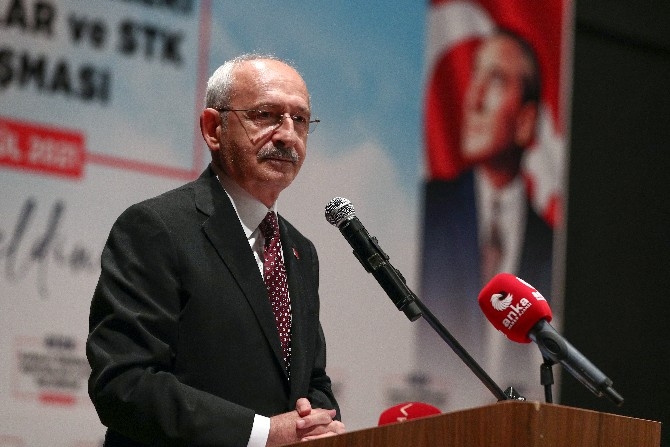 Kılıçdaroğlu, Rize'de kanaat önderleri, muhtarlar ve STK temsilcile 9