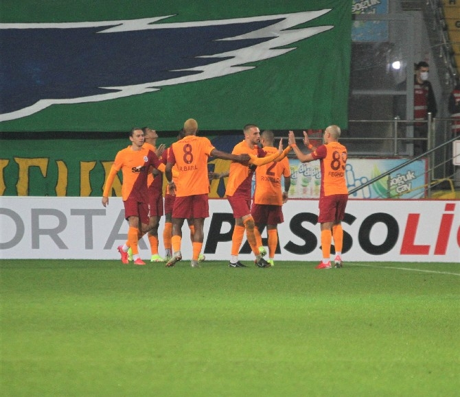 Çaykur Rizespor-Galatasaray maçından kareler 32