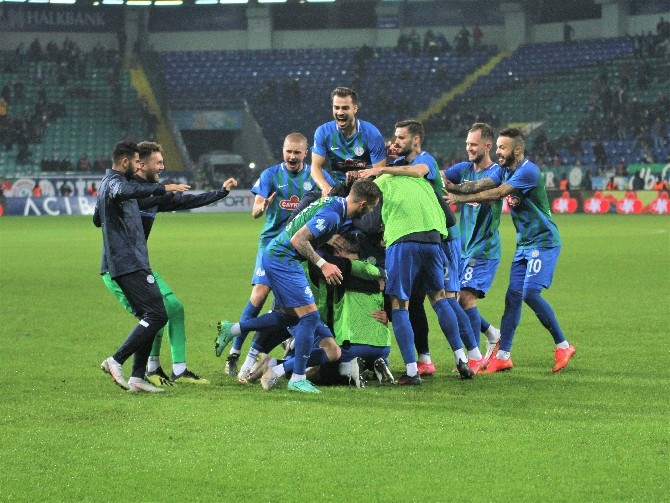 Çaykur Rizespor-Galatasaray maçından kareler 41