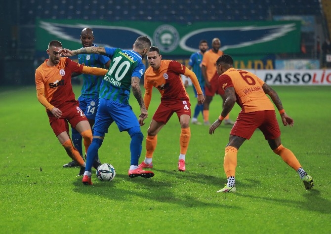 Çaykur Rizespor-Galatasaray maçından kareler 47