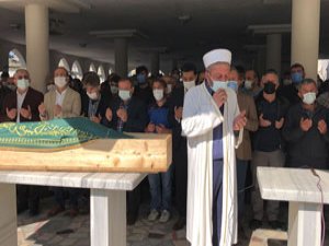 Rize'de çay fabrikasındaki patlamada ölen kişinin cenazesi defnedil