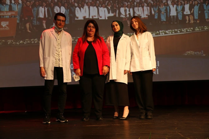 RTEÜ Diş Hekimliği Fakültesi Öğrencileri Önlüklerini Giydi 11