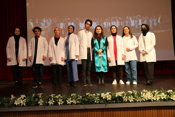 RTEÜ Diş Hekimliği Fakültesi Öğrencileri Önlüklerini Giydi 22