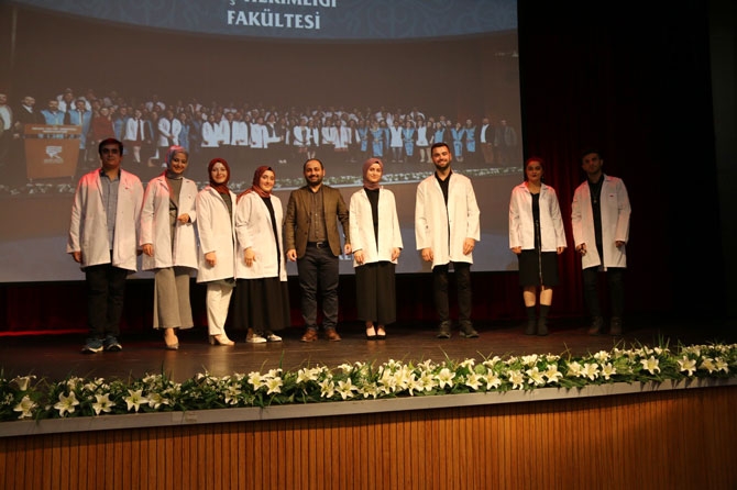 RTEÜ Diş Hekimliği Fakültesi Öğrencileri Önlüklerini Giydi 29