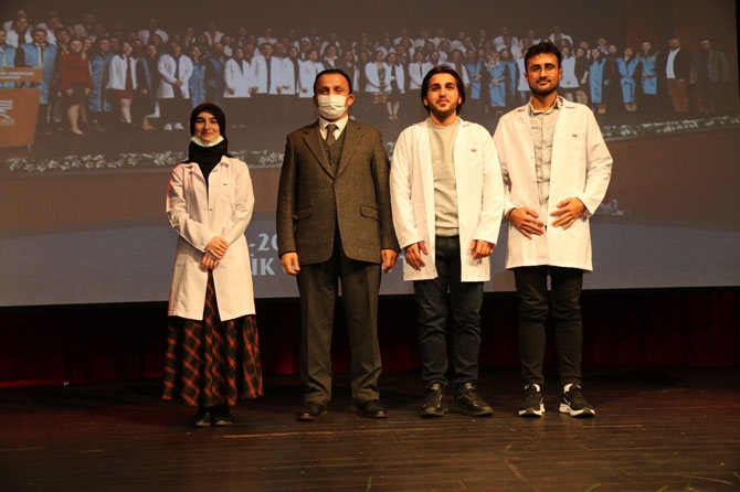 RTEÜ Diş Hekimliği Fakültesi Öğrencileri Önlüklerini Giydi 9