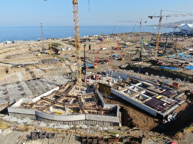 Deniz dolgusuna inşa edilecek Trabzon Şehir Hastanesi için fore kazık ça 4