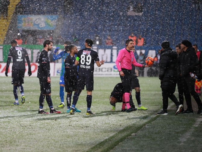 Çaykur Rizespor – Antalyaspor Maçı Ertelendi 21