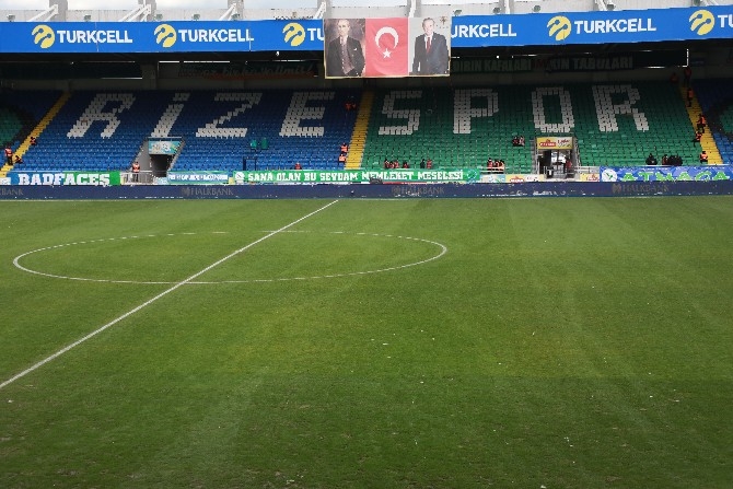 Çaykur Rizespor - Fraport TAV Antalyaspor maçından kareler 10