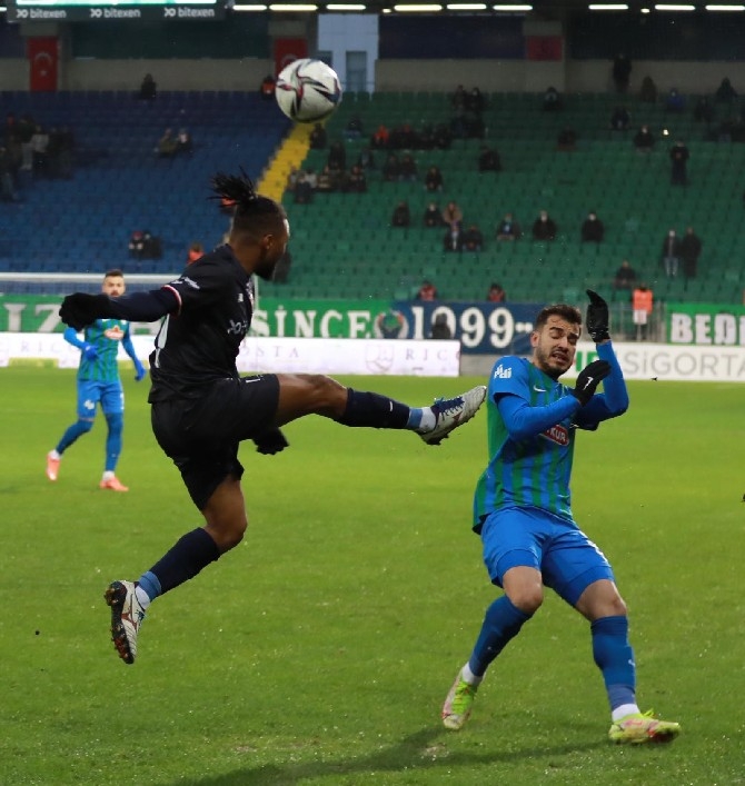 Çaykur Rizespor - Fraport TAV Antalyaspor maçından kareler 13